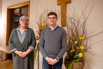 Manuela Krause (links) mit dem neuen Kirchenmusikdirektor Thomas Stadler