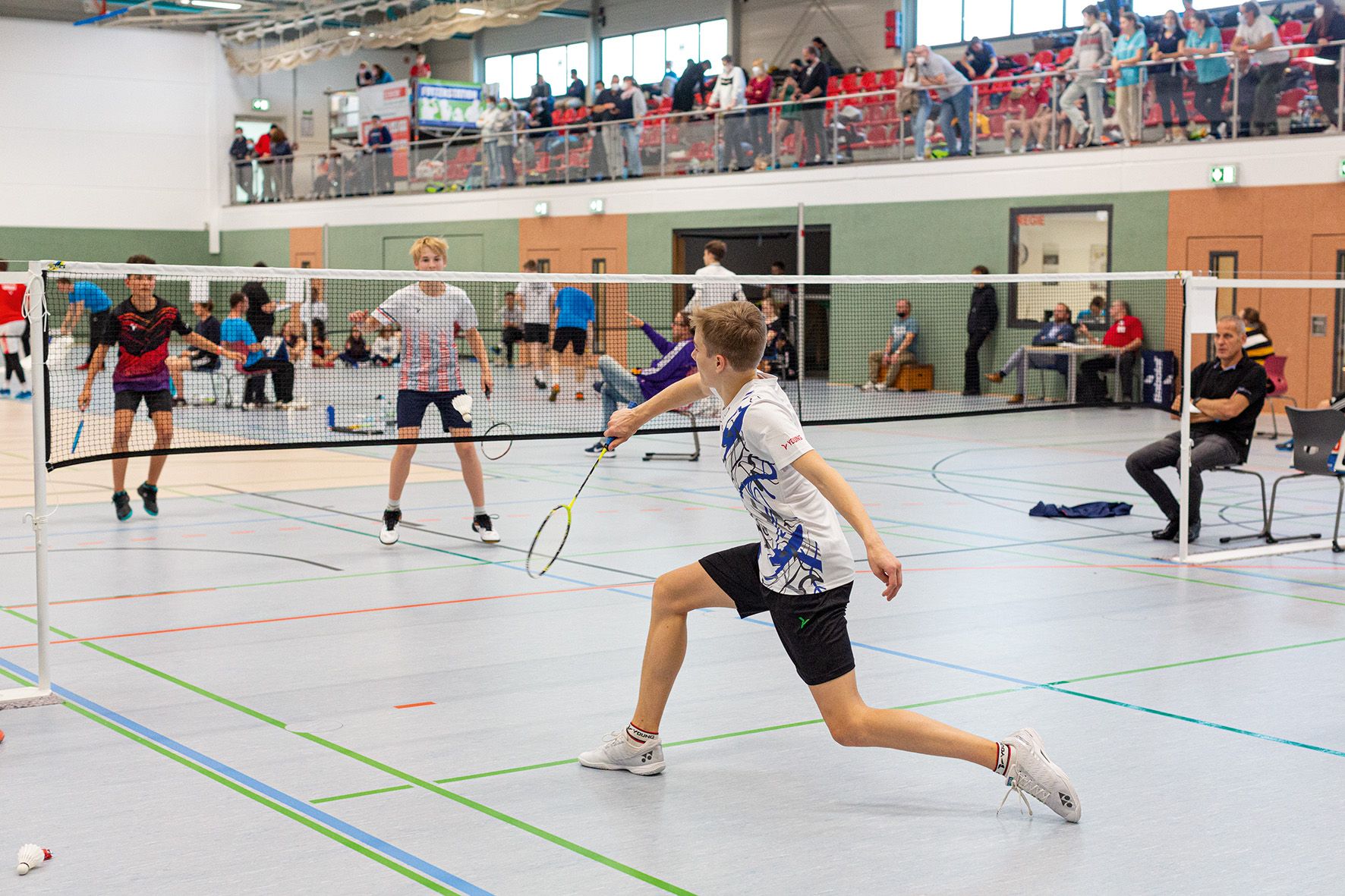 Badminton