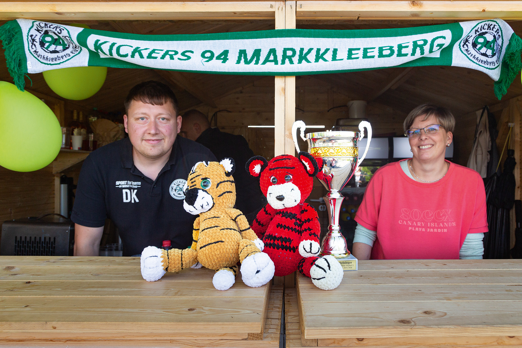 Kickers2